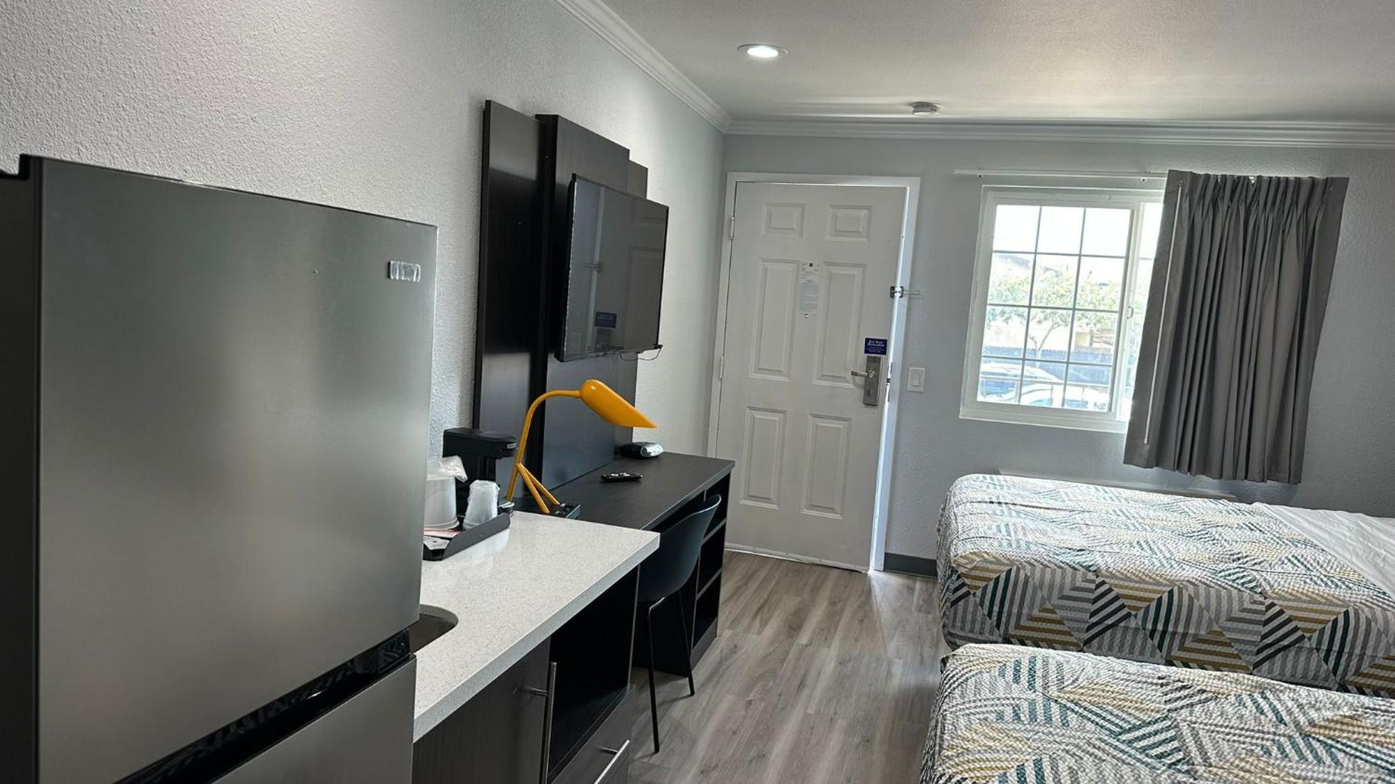 6 San Ysidro Ca South Bay 2*