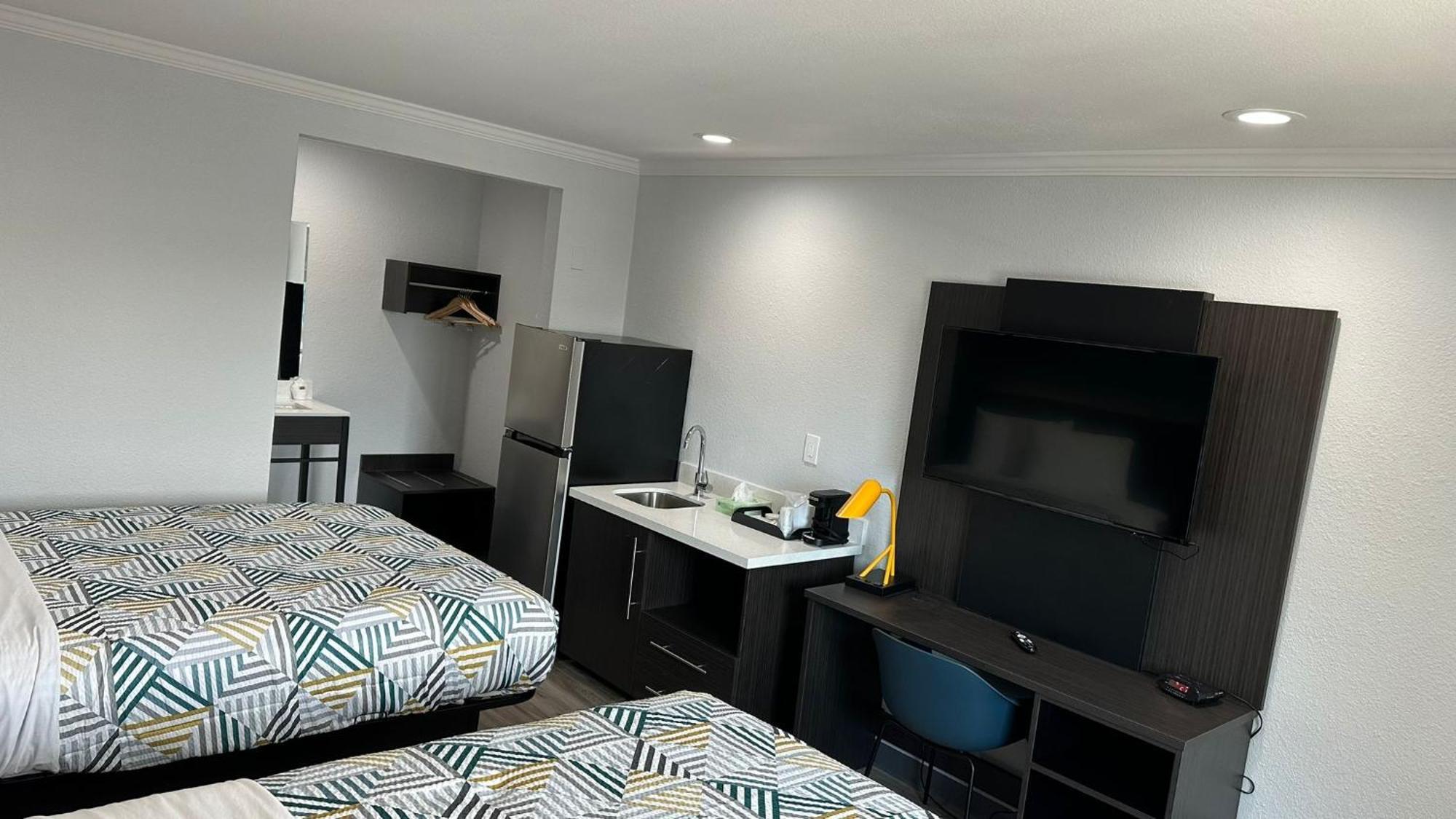 Hotel 6 San Ysidro Ca South Bay